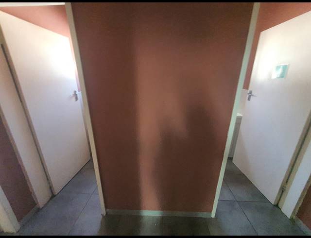 940M² BUSINESS FOR SALE IN BRACKENHURST